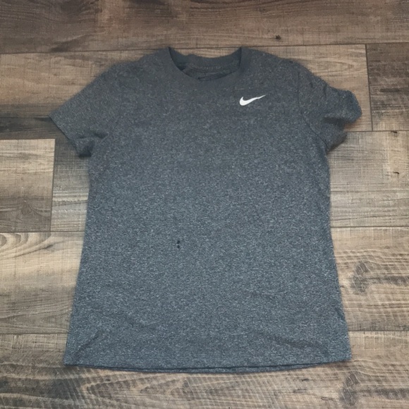 Nike Tee - Picture 3 of 5